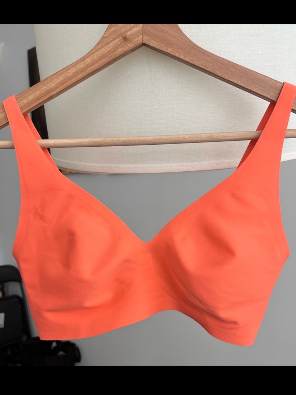 Knix Revolution V-Neck Bra